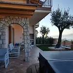 Bmp Deluxe 2 Jacuzzi Riscaldata Privata Vista Di Garda Бренцоне-суль-Гарда