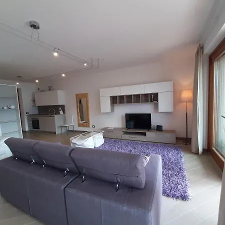 Ferienhaus Bmp Deluxe 2 Jacuzzi Riscaldata Privata Vista Di Garda Brenzone sul Garda