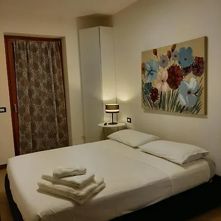 Ferienhaus Bmp Deluxe 2 Jacuzzi Riscaldata Privata Vista Di Garda *