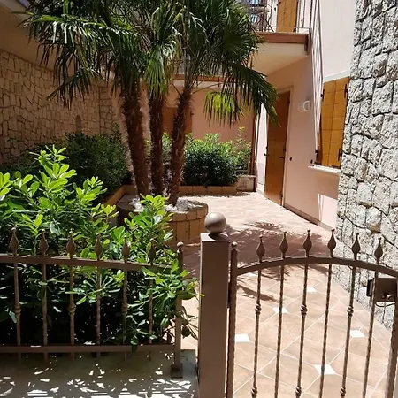 Ferienhaus Bmp Deluxe 2 Jacuzzi Riscaldata Privata Vista Di Garda *